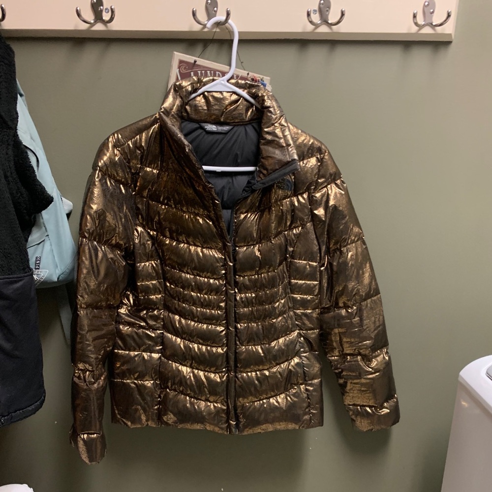 Women’s Northface Coat